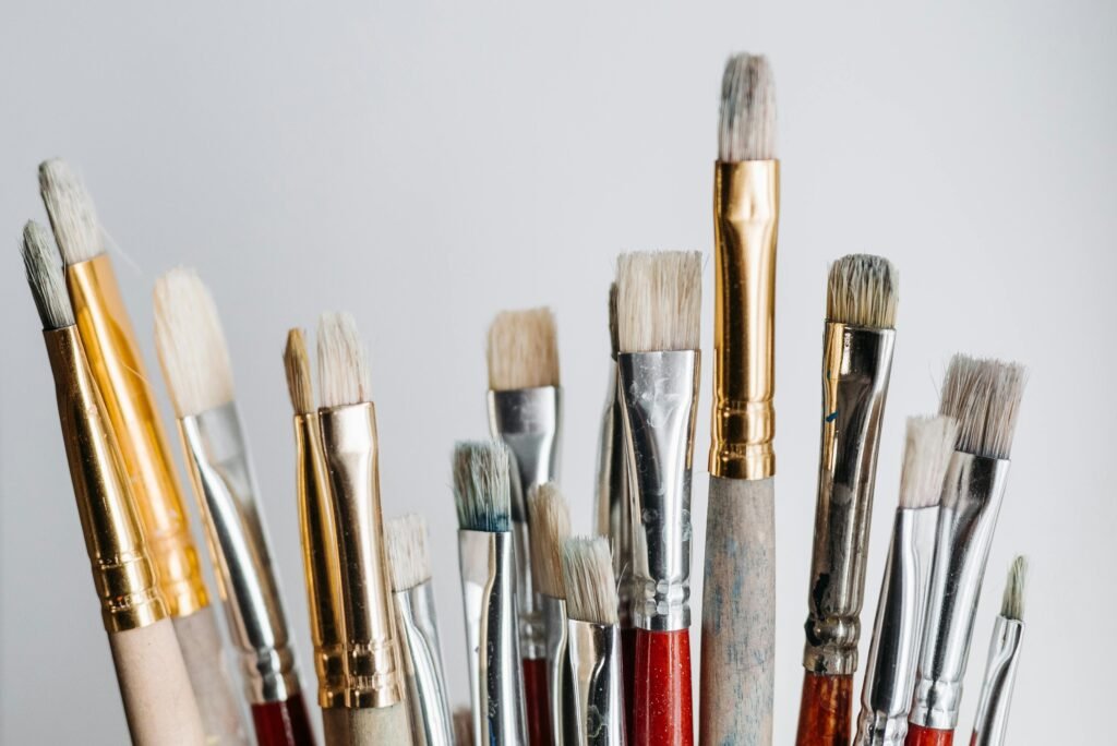 Close-up of various paintbrushes, essential for artistic creativity and painting projects.